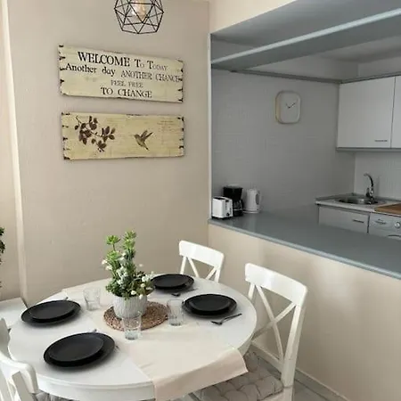 Apartment With Pools & Gardens In The Center Of Banus